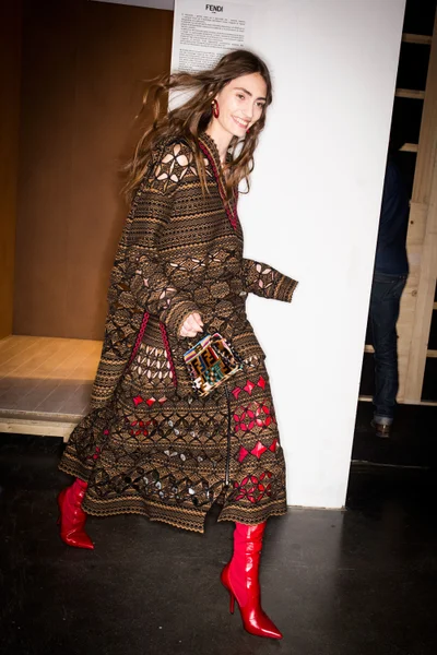 Look 24